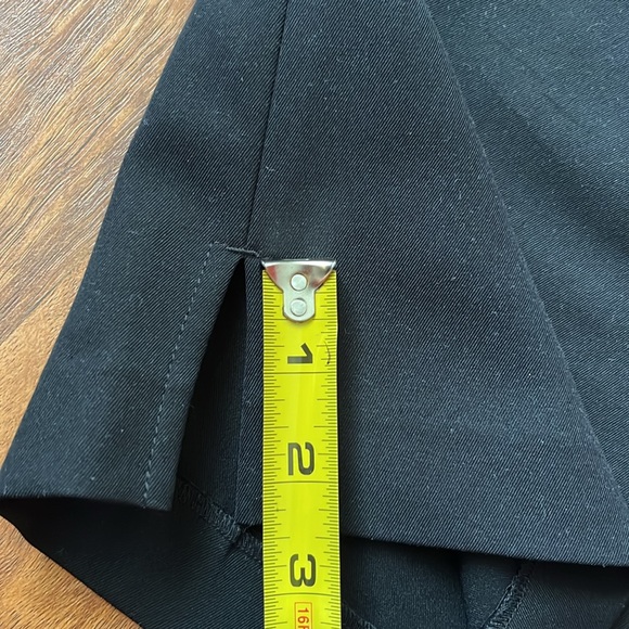 Like new EP Pro black golf skort - Picture 6 of 15